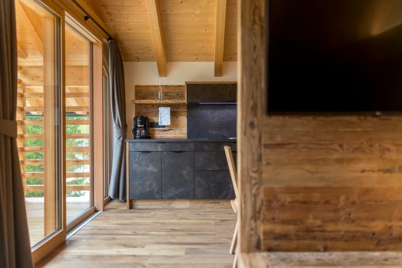 Waidacherhof Apartments Braies  Ngoại thất bức ảnh